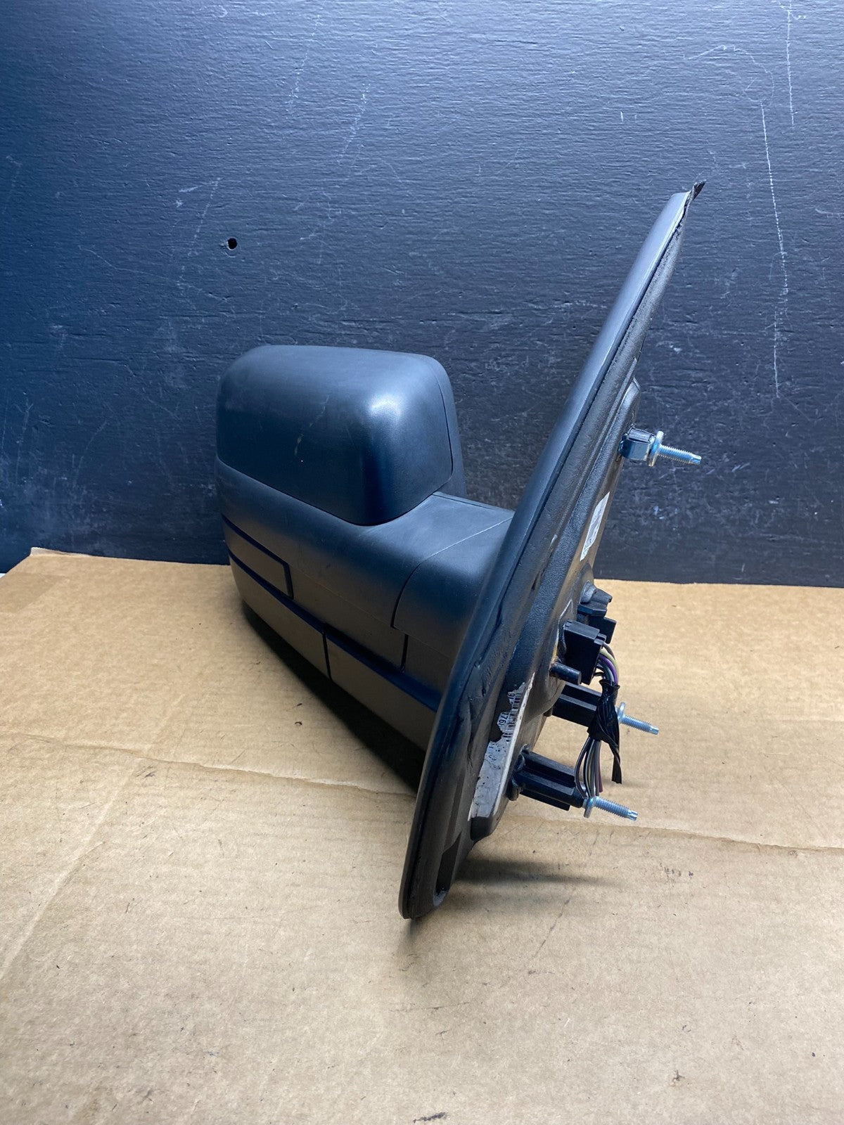 2007 to 2014 Ford F150 Right Passenger View Door Mirror AD6749 DG2