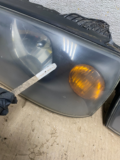 2004 2005 2006 Hyundai Elantra Left+Right Set Halogen Headlights AJ1820 LK5