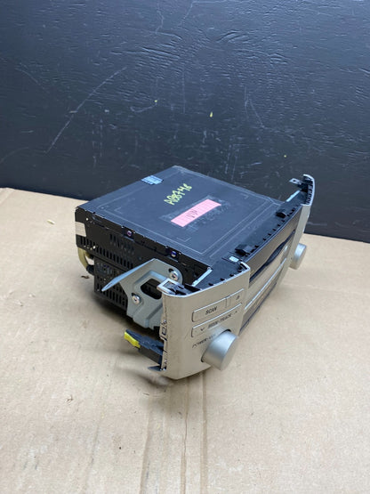 2006 to 2009 Lexus RX330 Radio Casette AM-FM CD Player AB8748 DG1