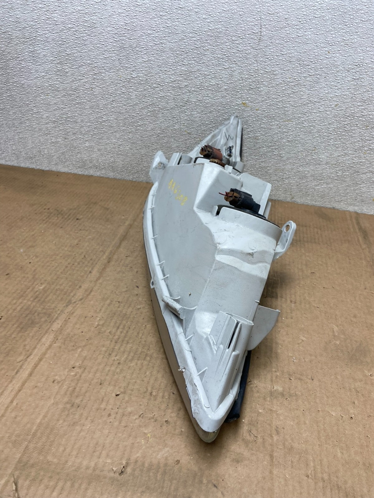 2002 2003 2004 Toyota Camry Left Driver Lh Side Halogen Headlight AA6308 DW5