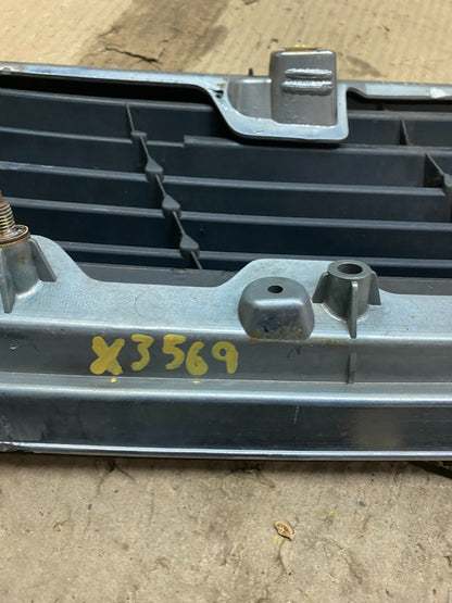 2002 2003 Mitsubishi Lancer Front Upper Radiator Grille Grill OEM x3569 DG7