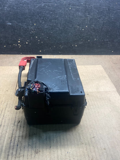 Dodge Chrysler Fuse Box p68164178ac Y4357 PS2