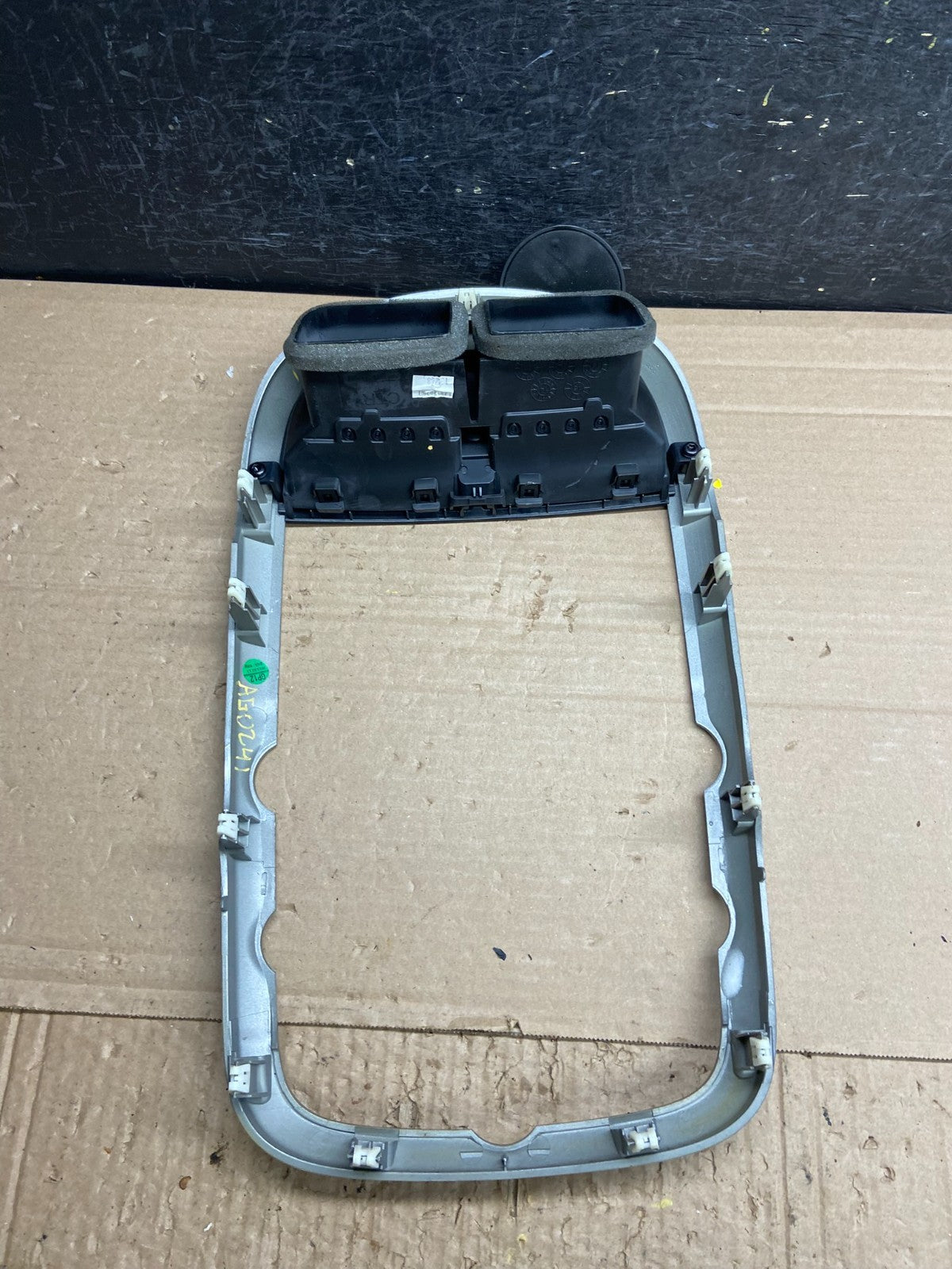 2013-2016 Chevrolet Malibu Center Radio Switch Air Vent Trim Bezel AG0242 DG5