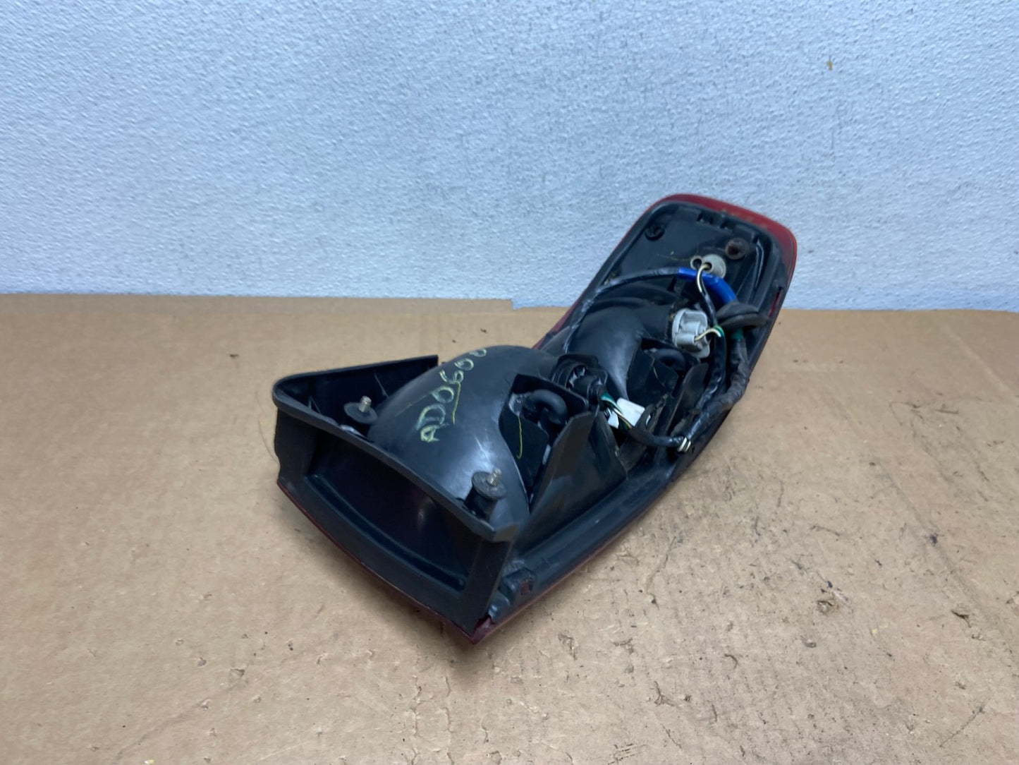1995 - 1996 Toyota Camry Sedan Left Driver Side Lh Tail Light Lamp AD0600 LK5
