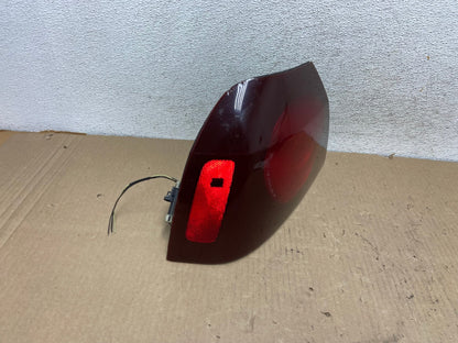 2000 - 2005 Chevrolet Impala Left Driver Lh Side Tail Light AG8002 LK2