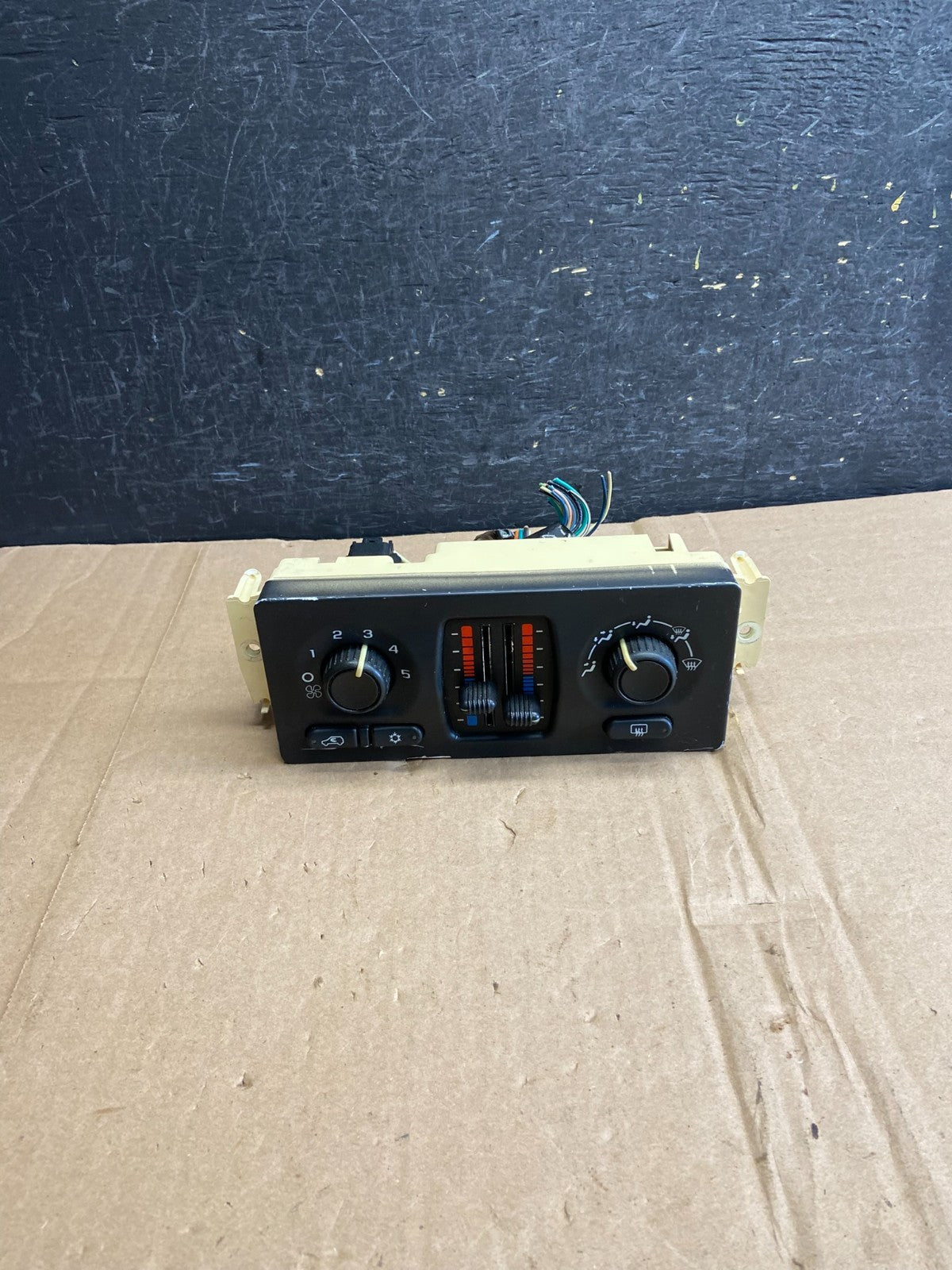 2003-2009 GMC Chevrolet Envoy Trailblazer Climate Control A/C Panel AI6068 DG0