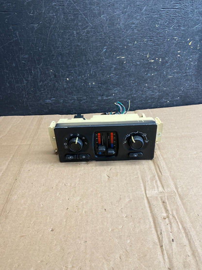 2003-2009 GMC Chevrolet Envoy Trailblazer Climate Control A/C Panel AI6068 DG0