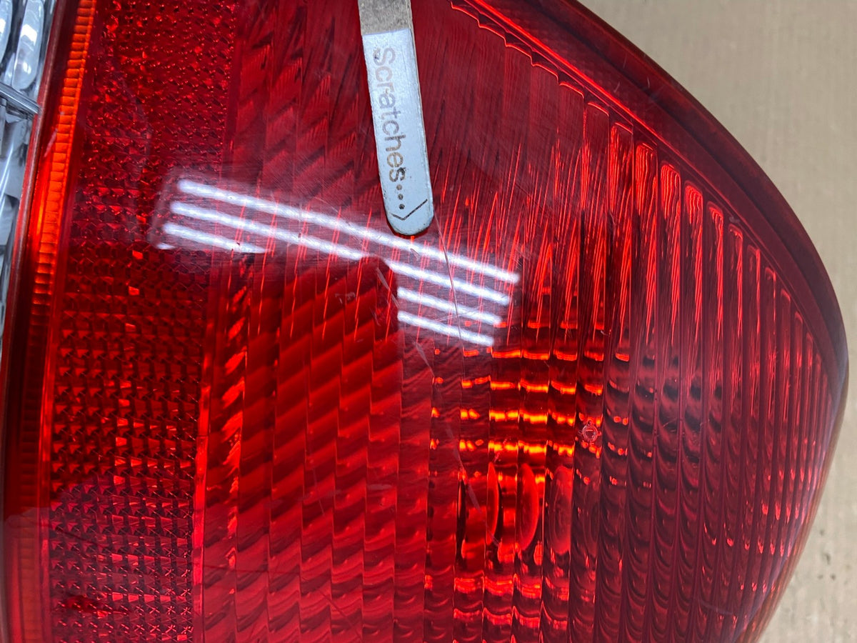 2001 2002 2003 Hyundai Elantra Right Passenger Rh Tail Light AG9087 LK3