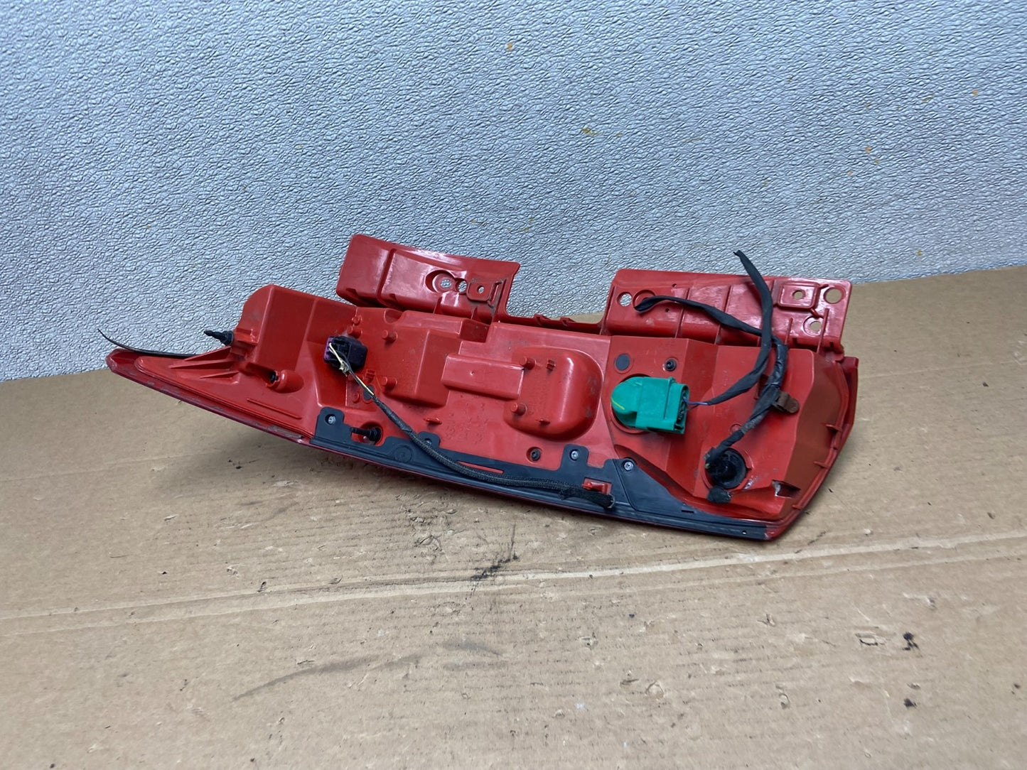 2010 to 2016 Cadillac Srx Right Passenger Rh Side Tail Light OEM AB4633 LK6