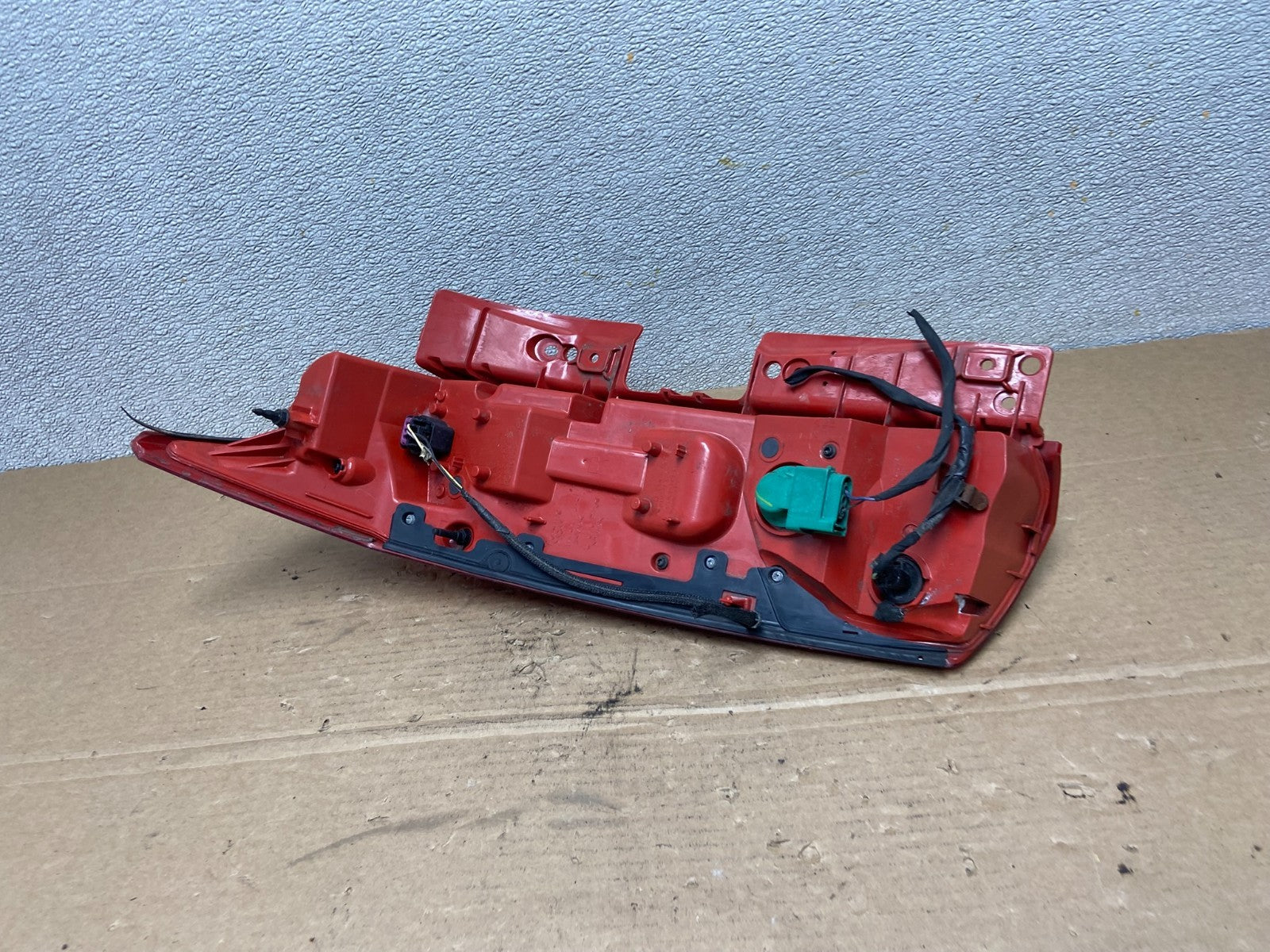 2010 to 2016 Cadillac Srx Right Passenger Rh Side Tail Light OEM AB4633 LK6