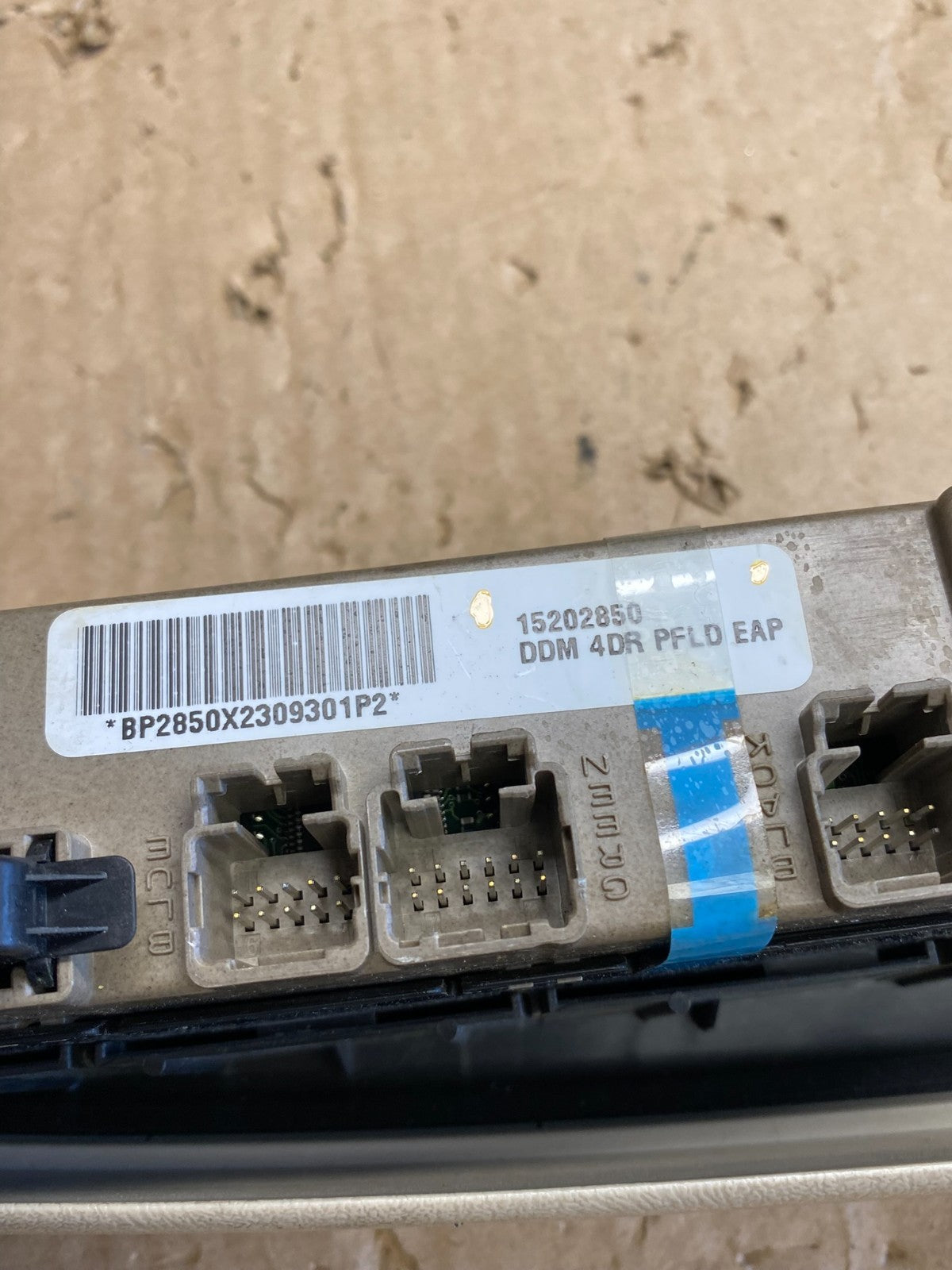 2003-2006 Chevrolet Silverado Left Driver Side Master Window Switch AJ1289 DW3