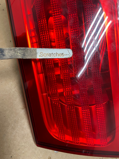 2000-2001 Infiniti i30 Right Passenger Rh Side Tail Light Inner AI3721 LK3