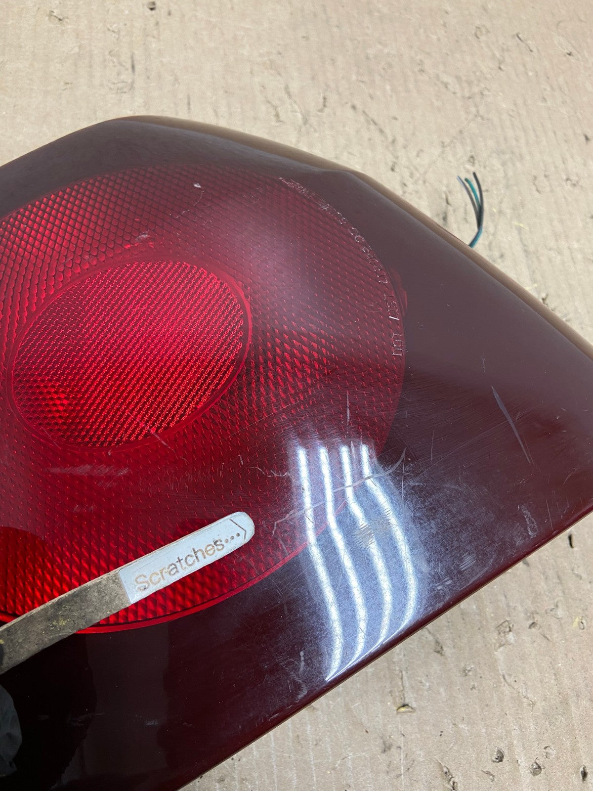 2000 to 2005 Chevrolet Impala Right Passenger Rh Side Tail Light AG8037 LK3