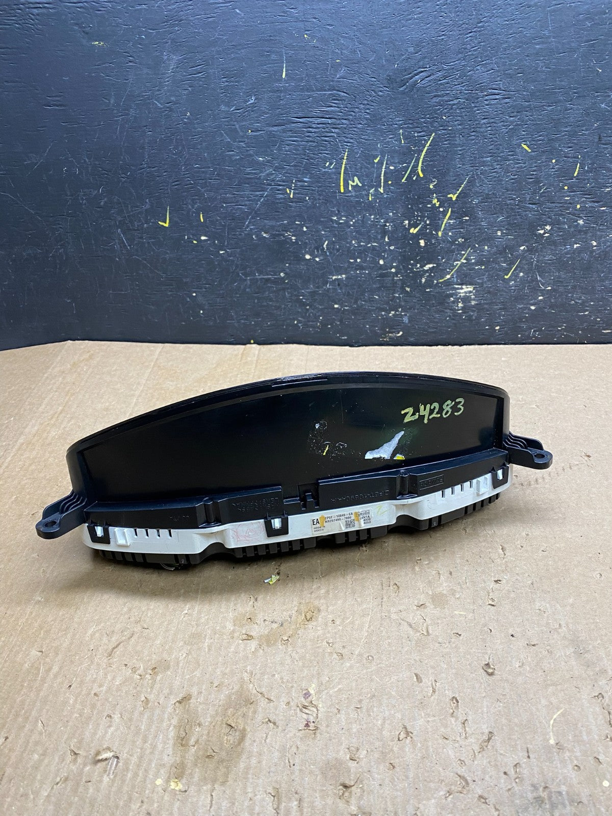 2014 Lincoln MKZ Speedometer Cluster Gauge OEM z4283 DG3