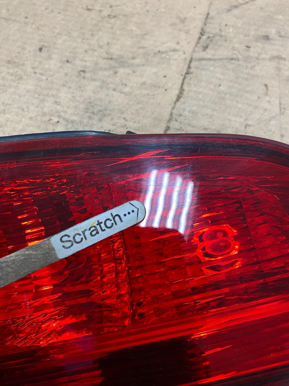 2003 to 2005 Lincoln Aviator Right Passenger Inner Tail Light Side OEM P4265 DW4