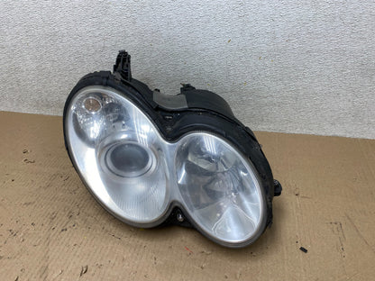 2003-2005 Mercedes Benz W209 CLK CLK350 Right Passenger Xenon Headlight R8198 DW1