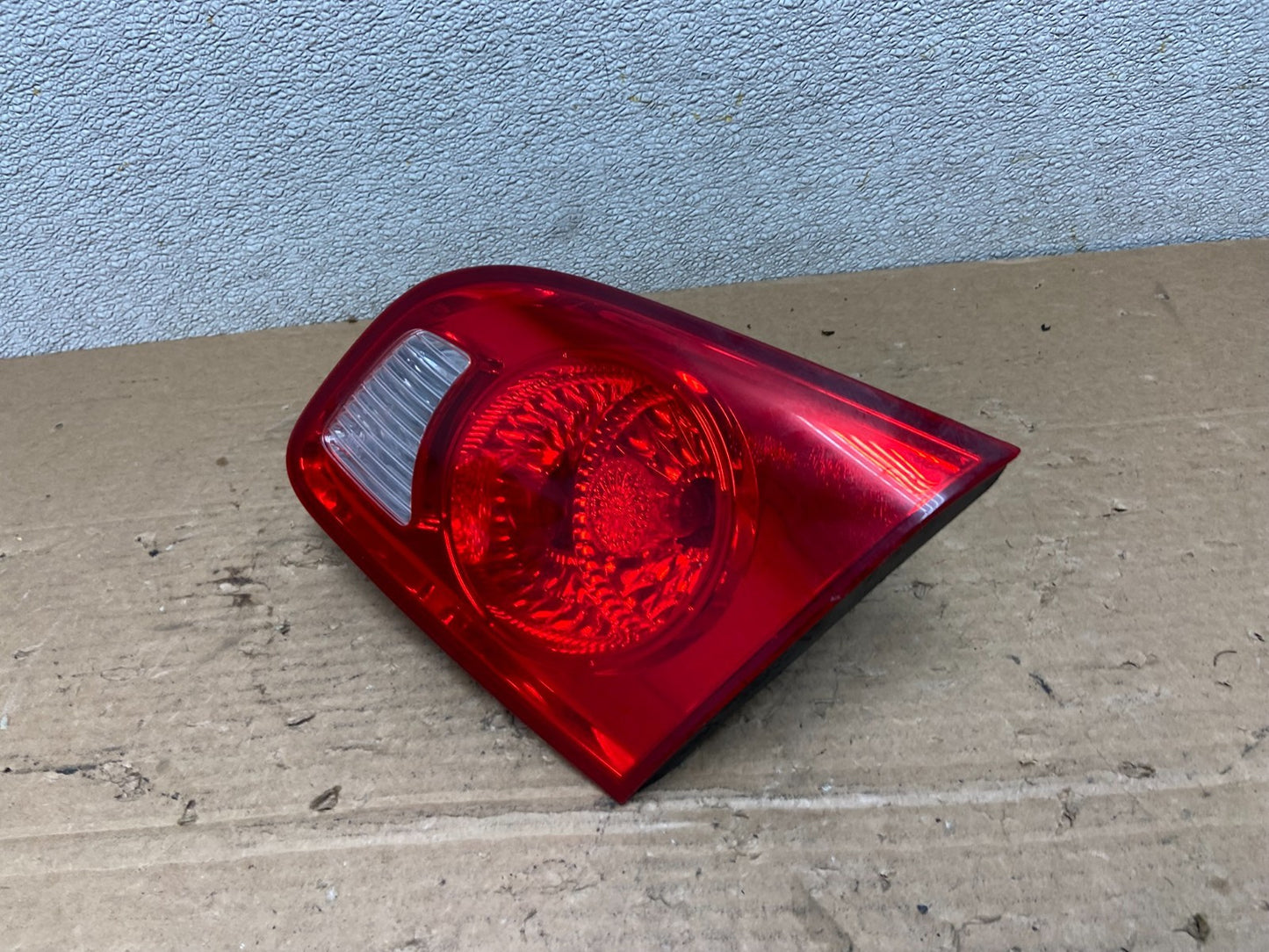 2007 2008 2009 Hyundai Santa Fe Right Passenger Tail Light Inner Oem AB4953 LK1