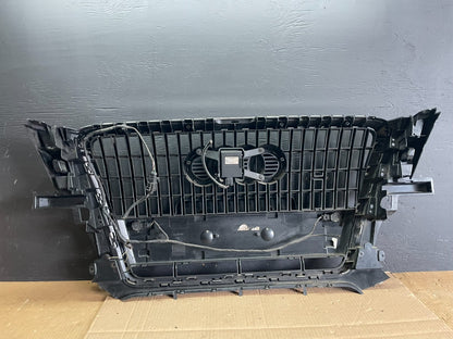 2012 to 2017 Audi Q7 Front Upper Grill Grille  OEM AB7613 DG8