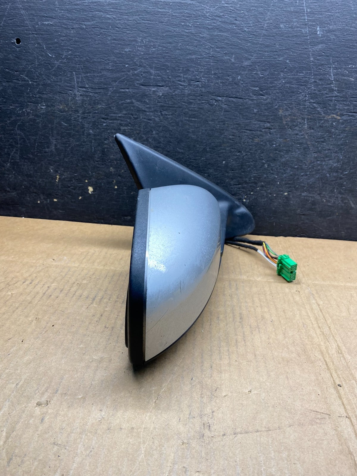 2000 to 2004 Volvo V70 Right Passenger RH Side Mirror ai9710 DG10