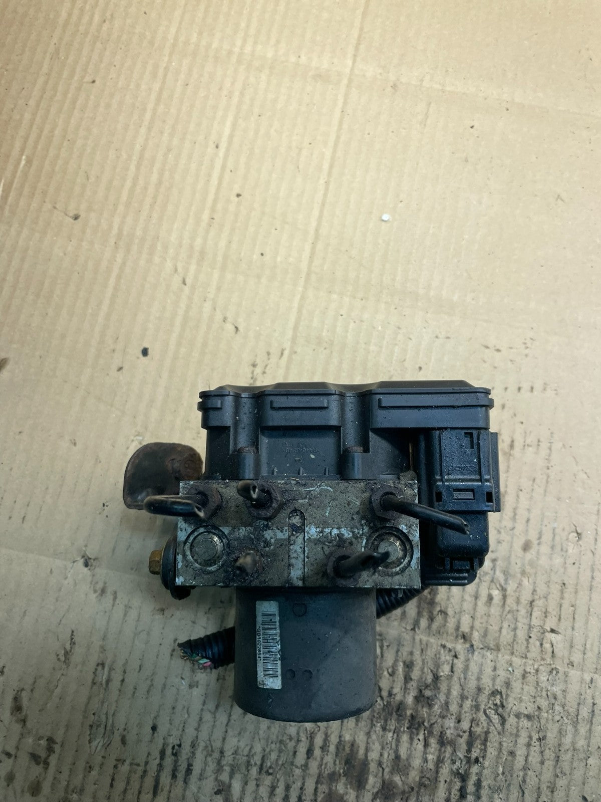 2011 - 2014 Ford E250 E350 Van  ABS Anti Lock Brake Pump Module Oem x8615 DG0