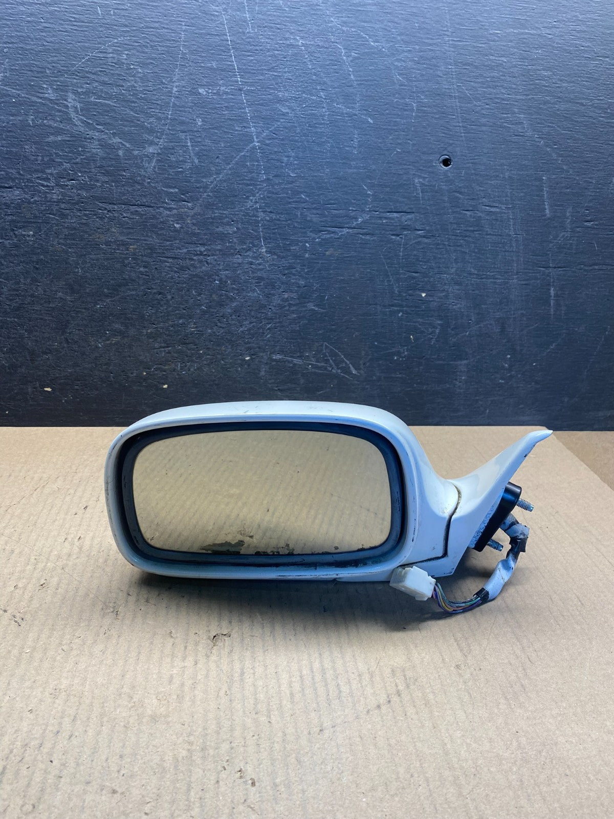1997 to 2001 Lexus ES300 Left Driver LH View Door Mirror AH4519 DW9