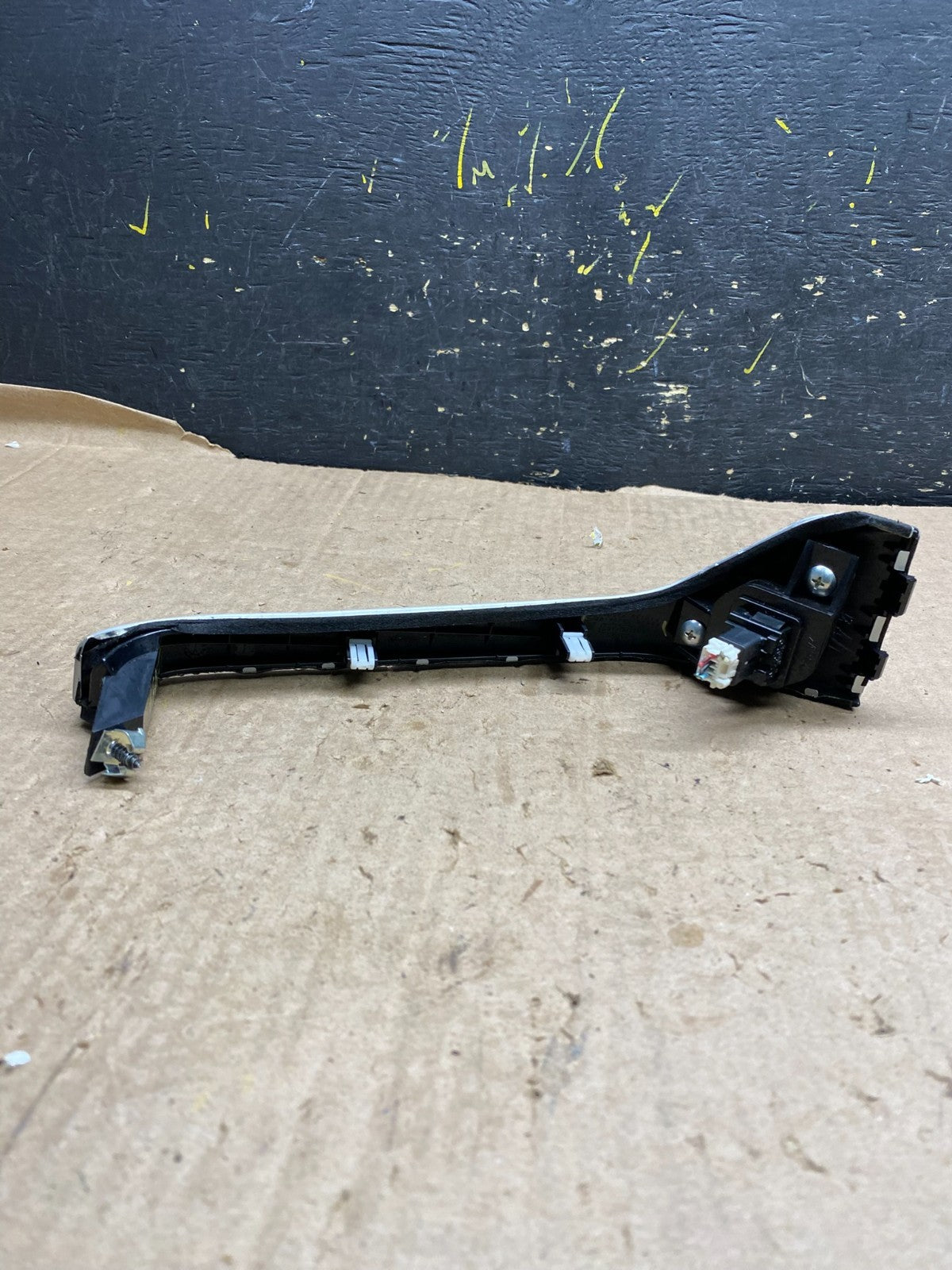 2009-2010 Nissan Murano Dash Trim Panel With Hazard Buttom Switch OEM Z1758  DG4