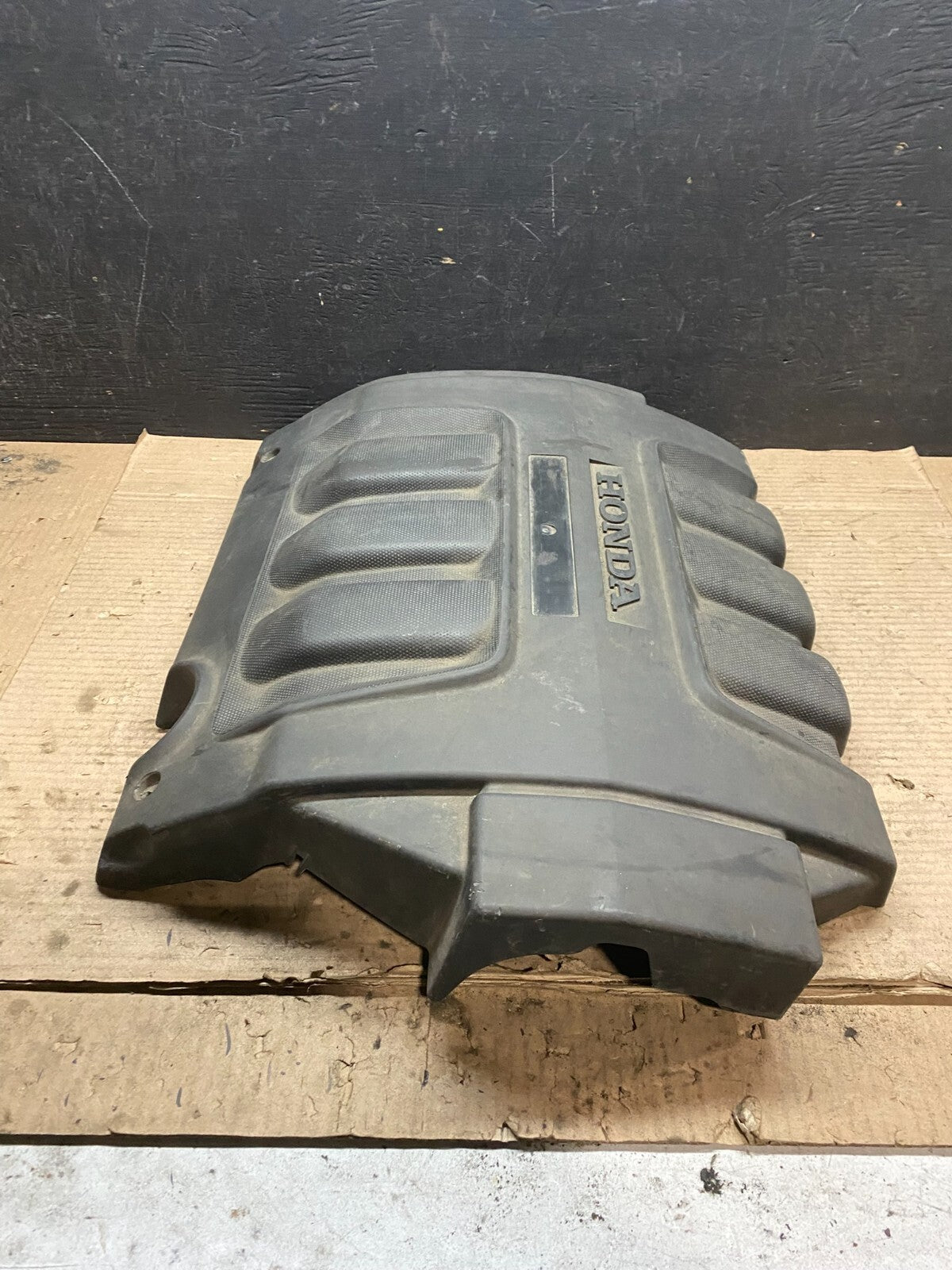 2005 to 2007 Honda Odyssey Black Engine Cover 3.5L No # H4196 PS3