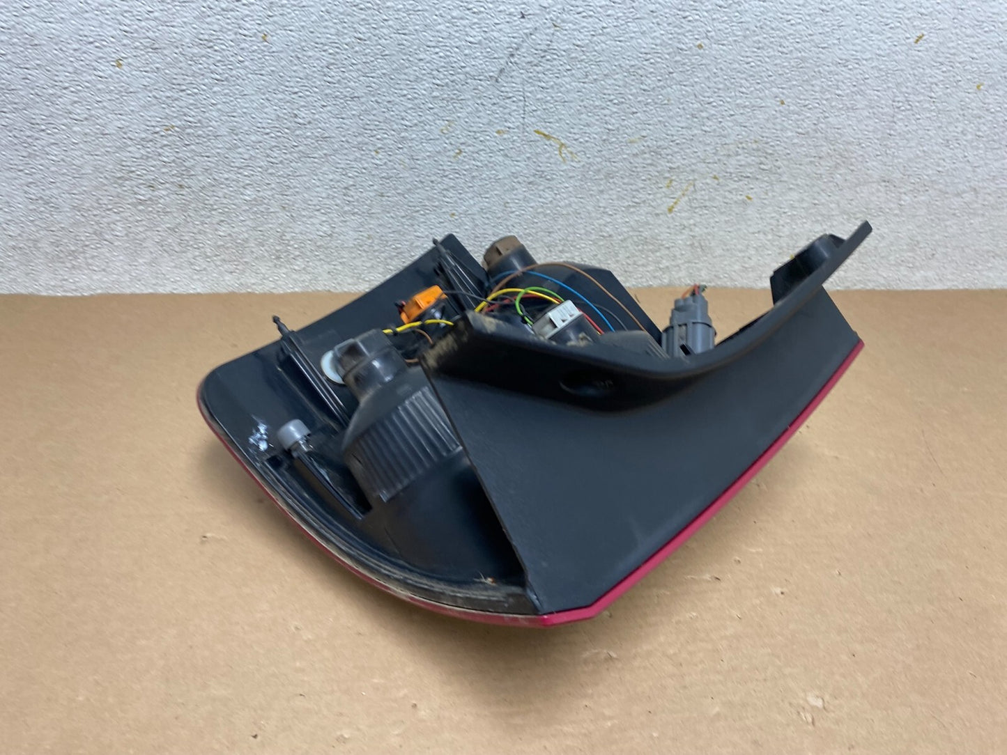 2006 - 2009 Land Rover Range Rover L320 Left Driver LH Tail Light O7620 DW6