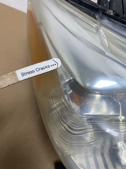 2011-2014 Toyota Sienna Right Passenger RH Halogen Headlight AE4851 DW4
