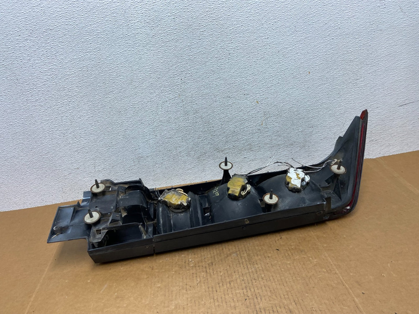 1982 to 1992 Chevrolet Camaro Right Passenger RH Side Tail Light ad9219 DG4