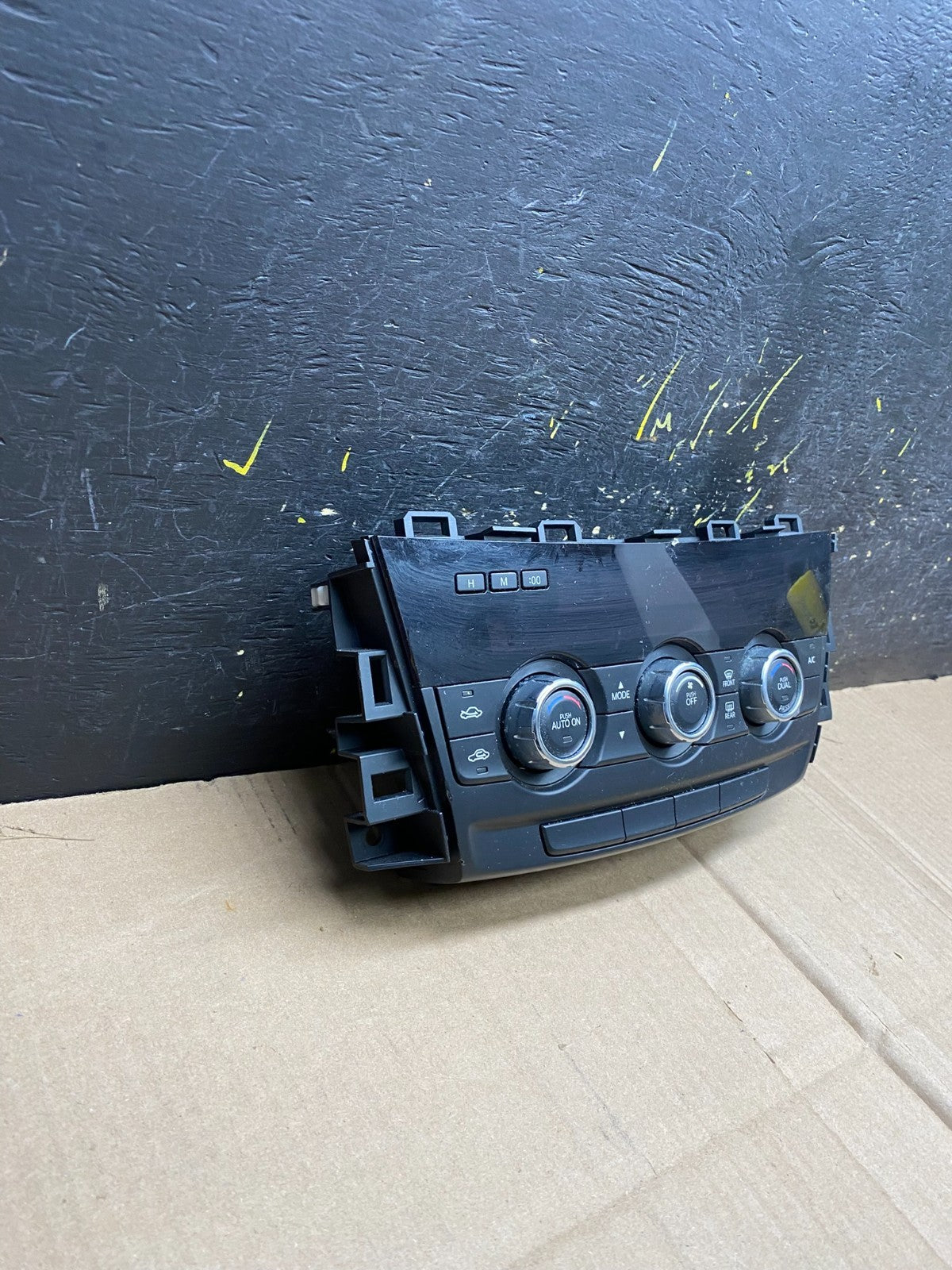 2014 - 2015 Mazda 6 A/C Manual Climate Control Panel aa4435 DG2