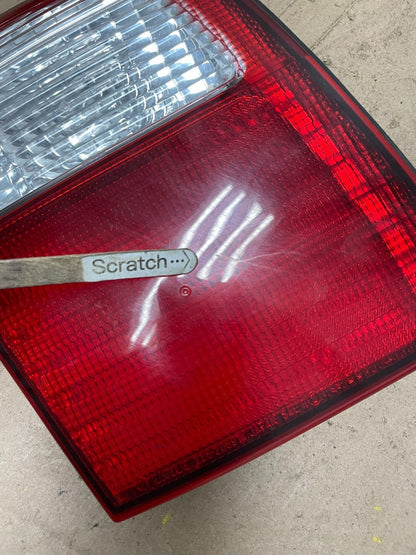 2001 2002 Subaru Forester Left Driver Inner Lid Mounted Tail Light Oem Q4869 DW3