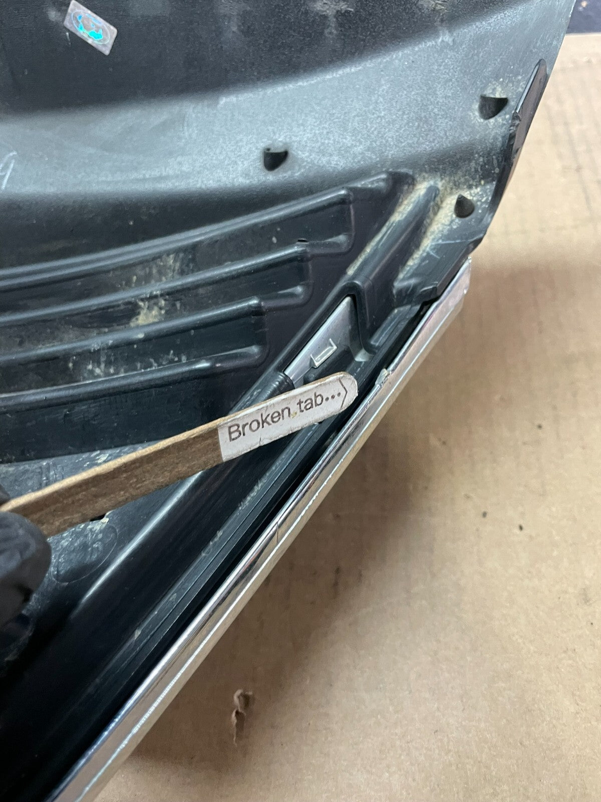 2009 to 2010 Dodge Journey Chrome Front Upper Grill Grille L9206 DG OEM5