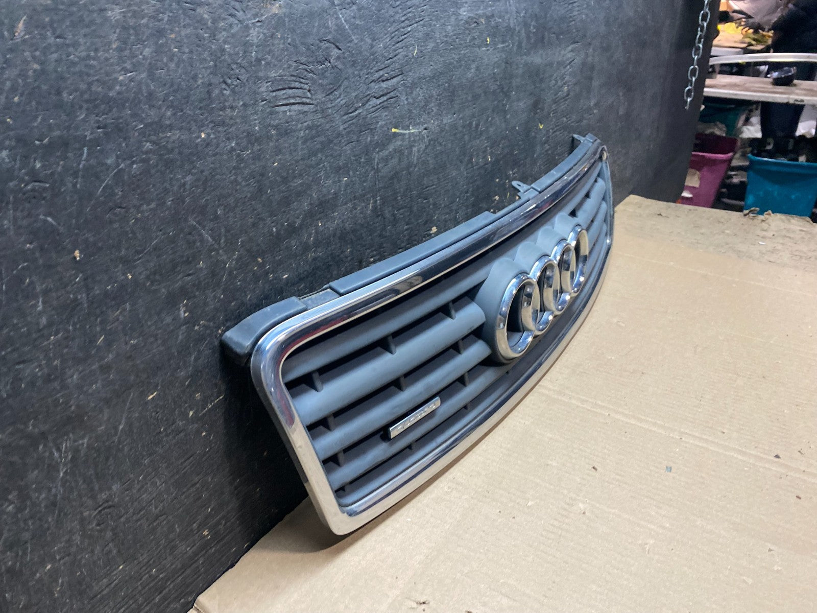 1994 to 1997 Audi 80 Cabrio Convertible Upper Front Grill Grille x7611 DG2