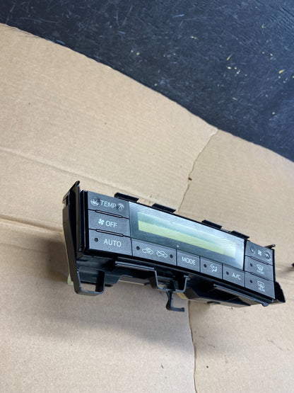 2010 to 2015 Toyota Prius A/C Heater Climate Control Unit Switch AF1779 DG2