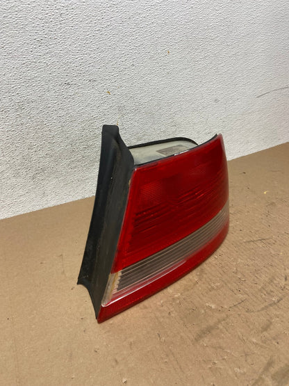 2003 to 2007 Saab 9-3 Right Passenger RH Side Tail Light AD7786 LK1