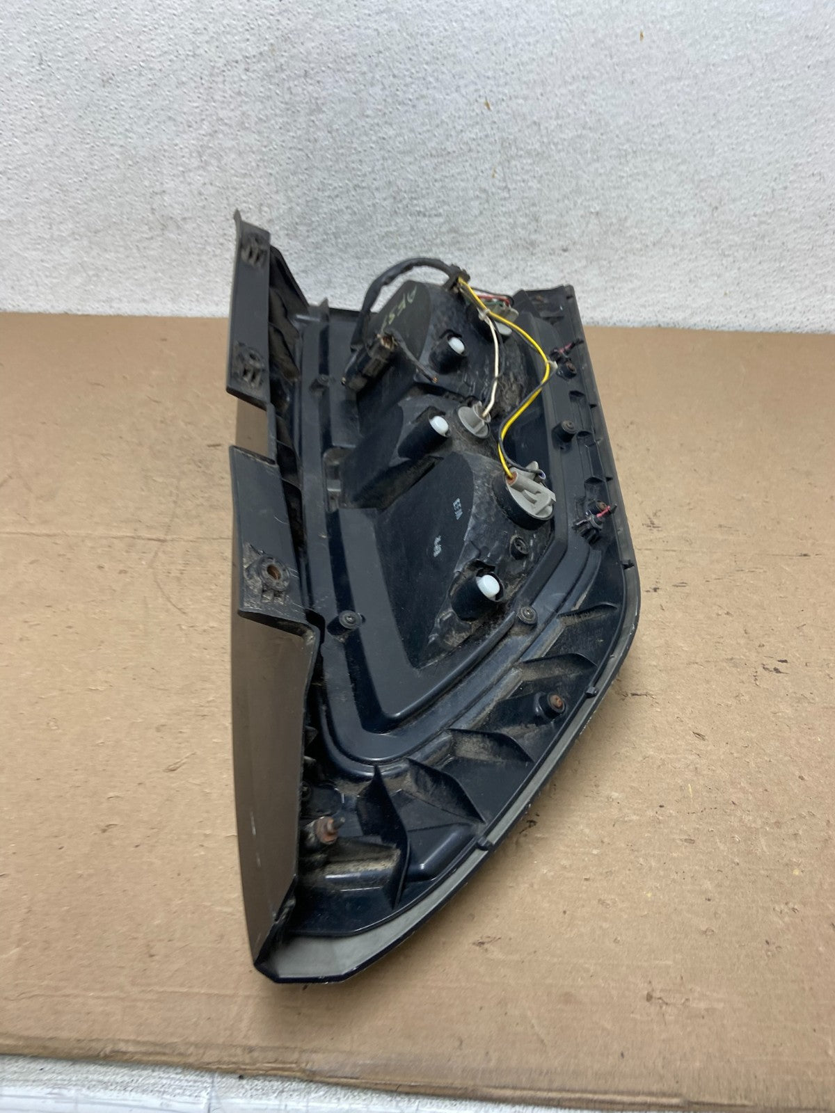2010 to 2011 Kia Soul Right Passenger RH Side Tail Light AF5741 DW7