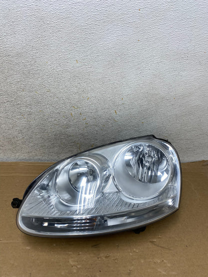 2005 to 2010 Volkswagen Jetta Left Driver LH Side Headlight Halogen AH8261 DW0