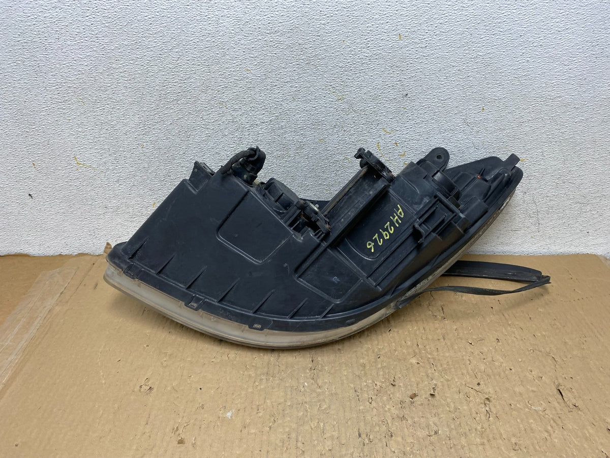 2007 to 2012 Hyundai Veracruz Right Passenger RH Headlight Halogen AH2926 DW6
