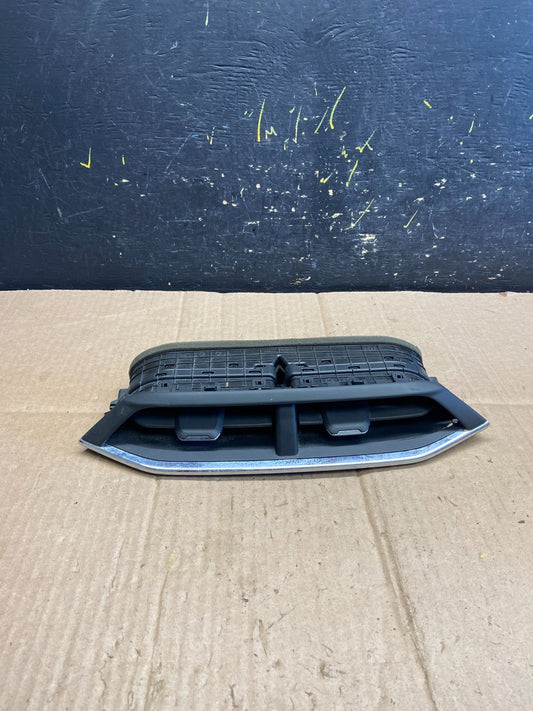 2021 - 2023 Chevrolet Trailblazer Center Console Radio Bezel Air Vent AA7925 DG0