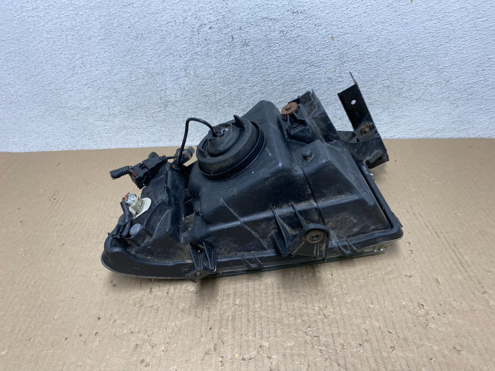 2006 2007 2008 Honda Ridgeline Right Passenger Halogen Headlight AE9756 DW9