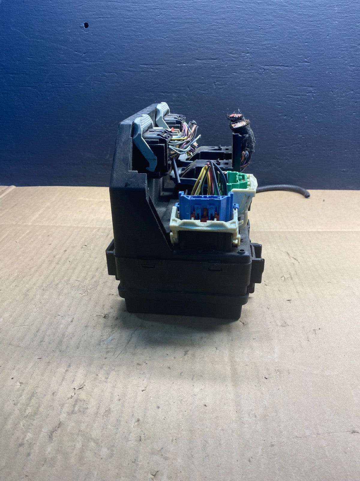 2011 2014 Dodge Durango Grand Cherokee  Fusebox Fuse Box Relay Module AB7502 DG2