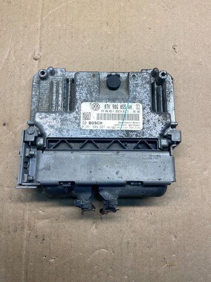 2010 2014 Volkswagen Jetta Passat 2.5L ECM Engine Control Unit ECU AF9108 DG0