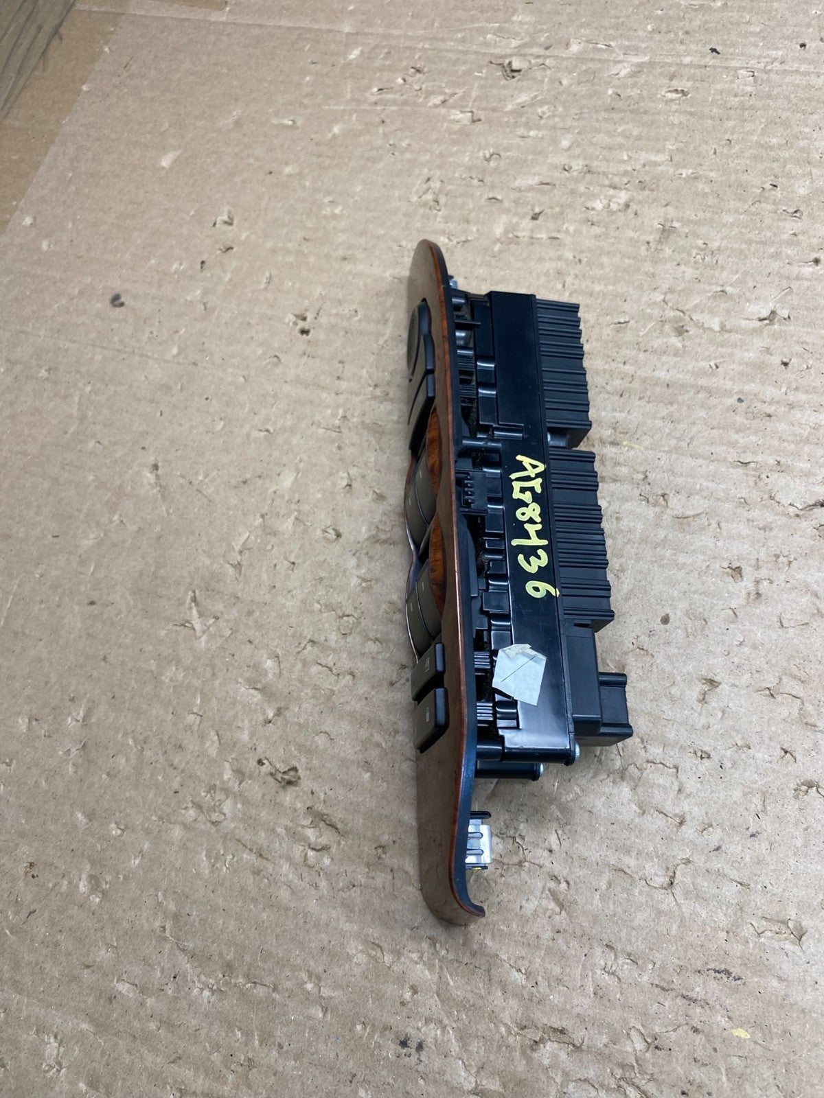 2007-2013 Chevy Suburban Tahoe Yukon Front Left Driver Window Switch ag8436 DG1