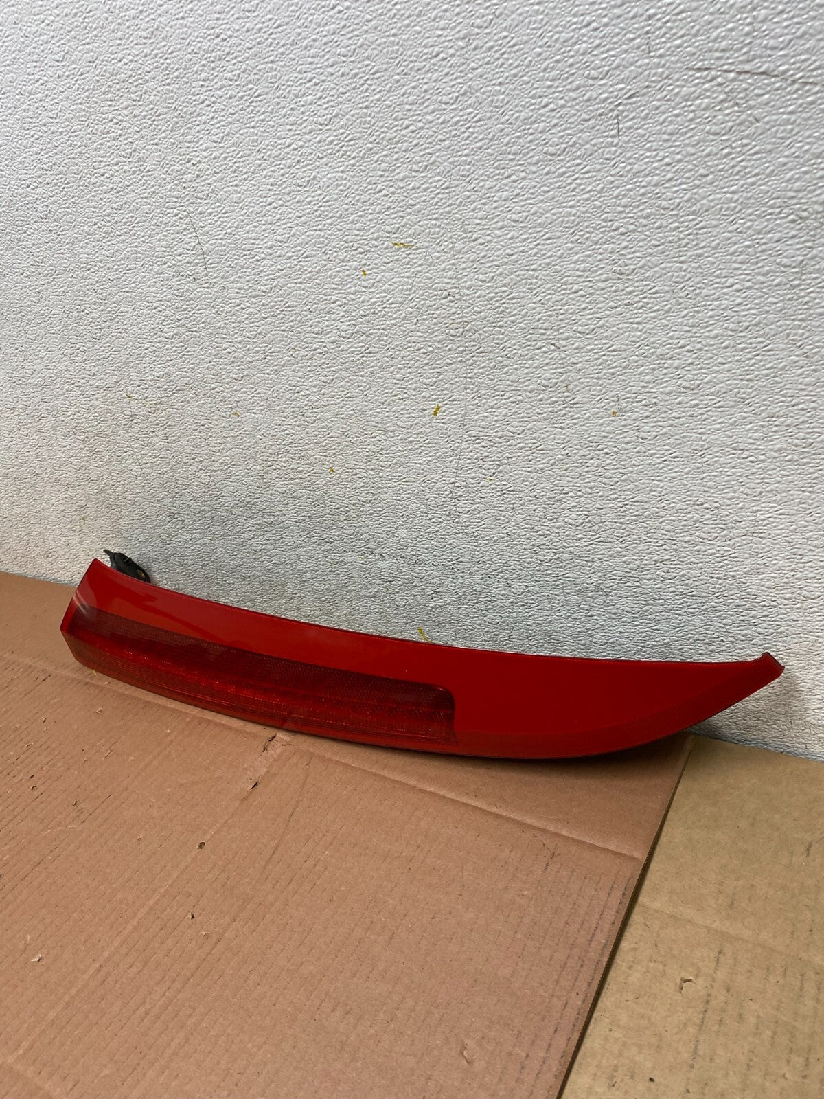2003 to 2006 Volvo XC90 Left Driver LH Side Upper Tail Light L9895 PS4