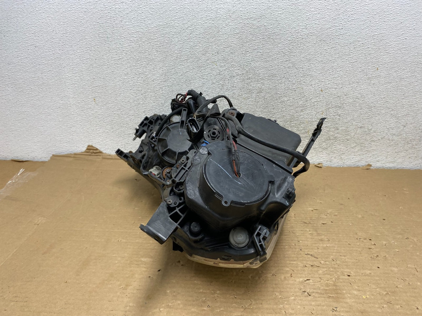 2006 to 2010 Infiniti M35 Left Driver Side Hid Xenon Headlight AG9268 DW10