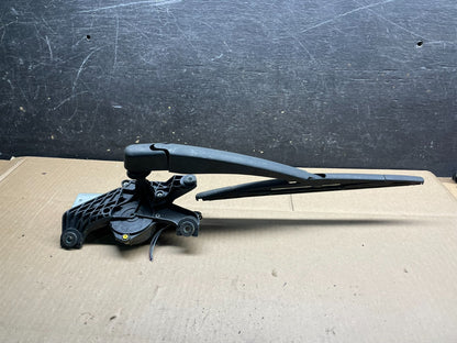 2011 to 2014 Ford Edge Licnoln MKX Rear Windshield Wiper Motor OEM v9046 DG1
