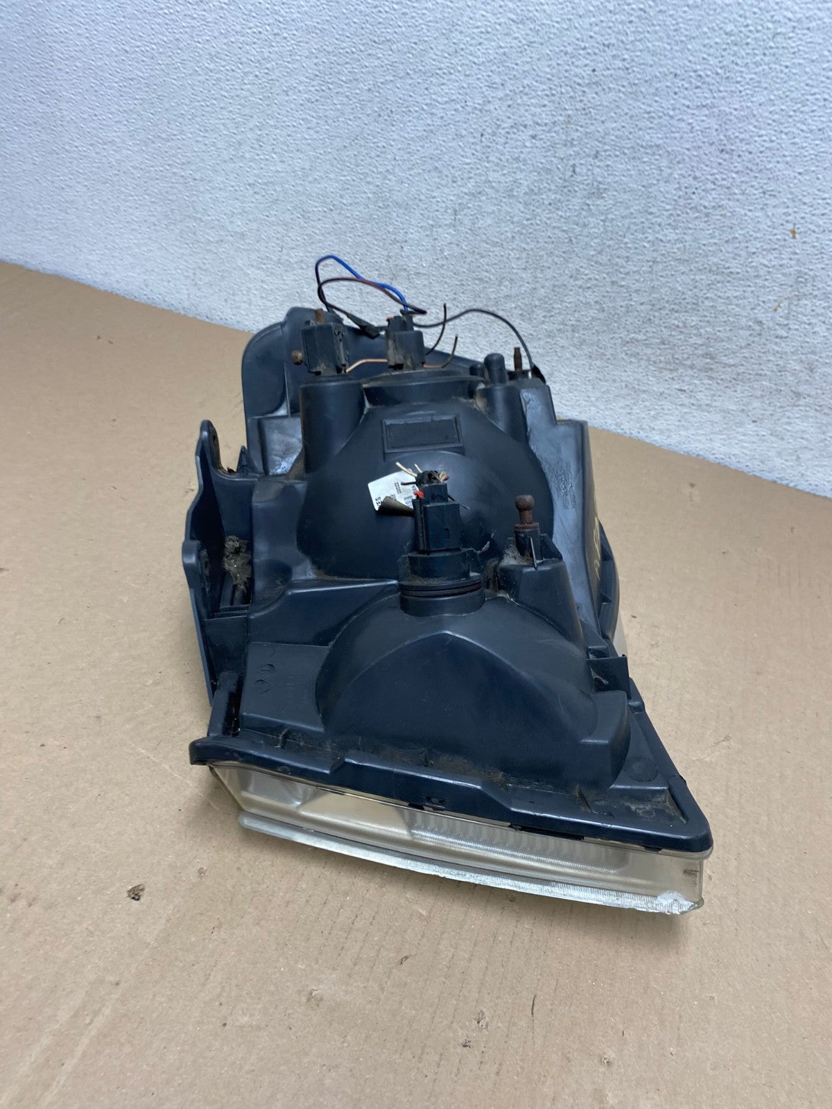 2007 2008 2009 Chrysler Aspen Right Passenger RH Halogen Headlight AF3052 LK10