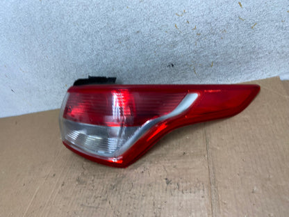 2013 to 2016 Ford Escape Right Passenger RH Side Tail Light AI5564 LK1