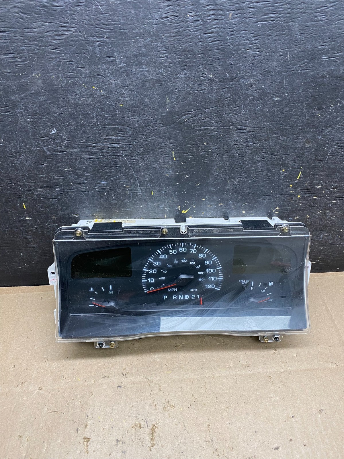 1998 to 2002 Lincoln Town Car Speedometer Gauge Cluster u4856 DG0